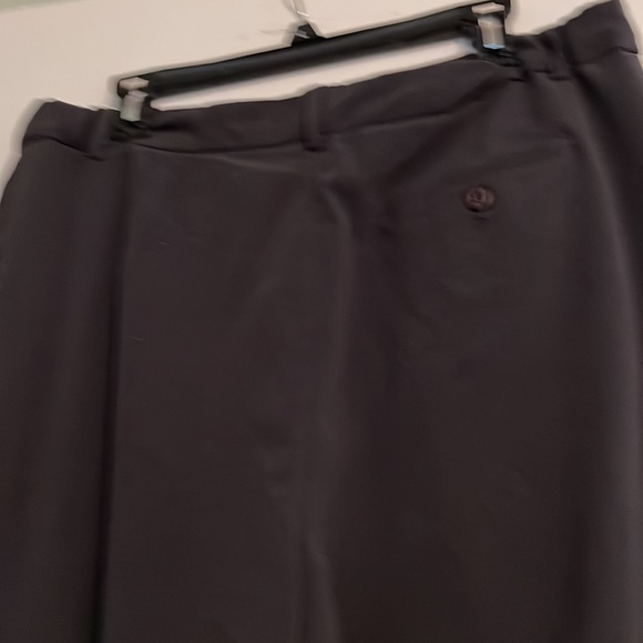 Haggar Woman’s Slacks - Picture 2 of 3